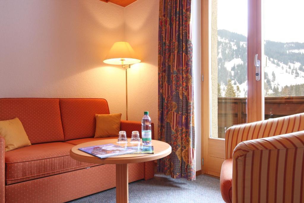 Bernerhof Swiss Quality Hotel Kandersteg Bilik gambar